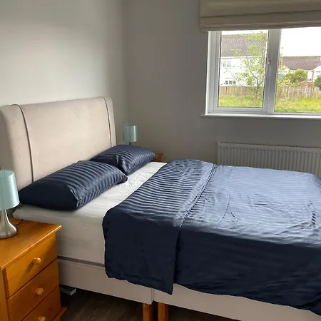 22 The Hawthorns * بونكرانا